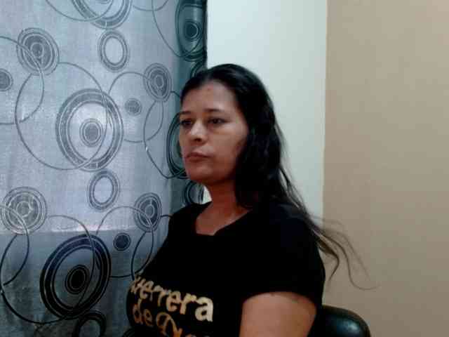 Adrianamilf webcam