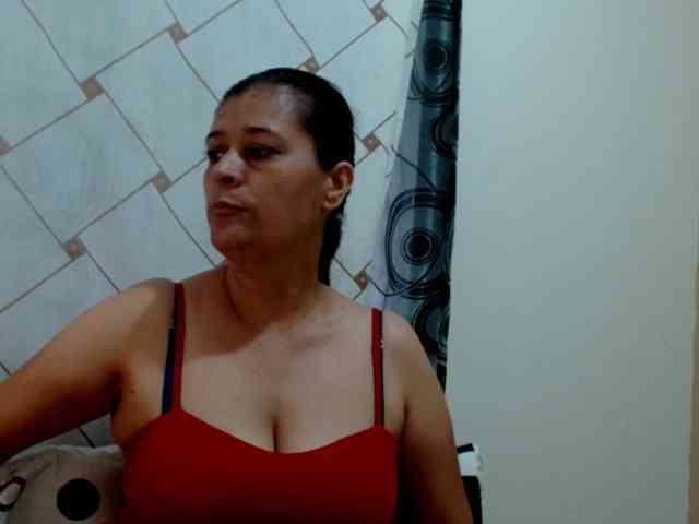 Adrianamilf Adrianamilf