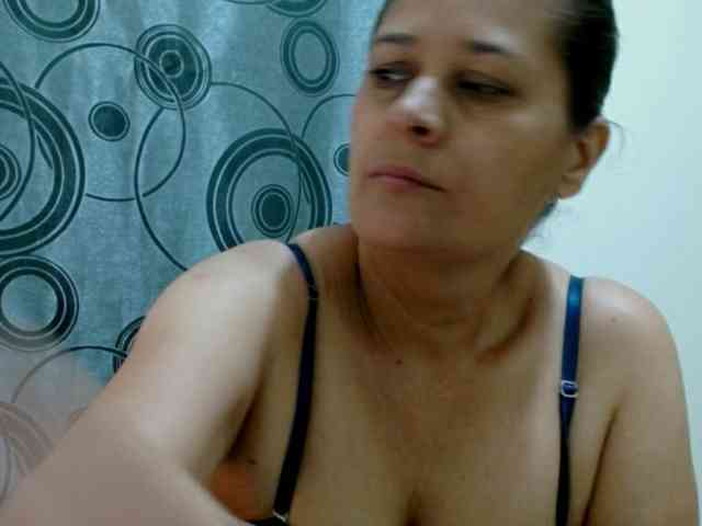 Adrianamilf webcam
