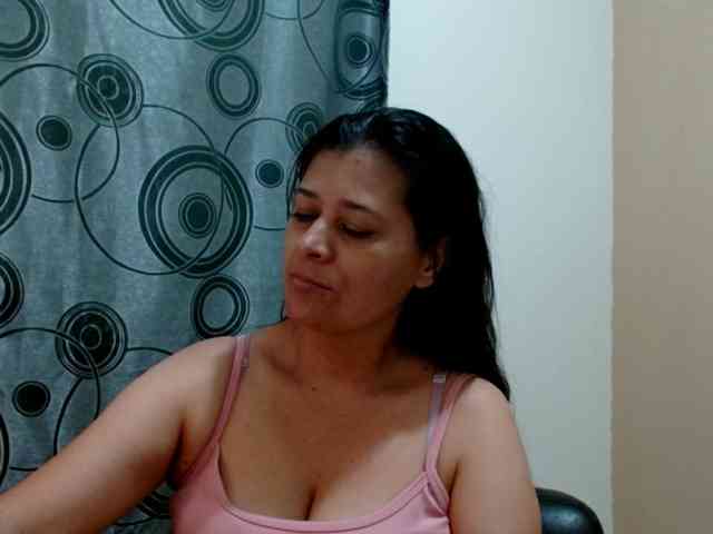Adrianamilf webcam