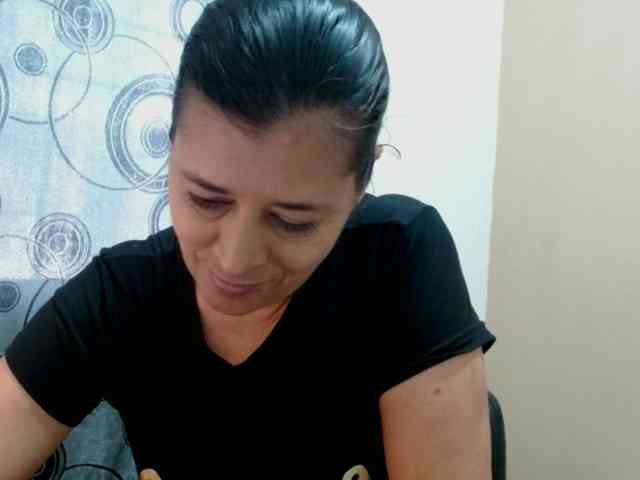 Adrianamilf webcam