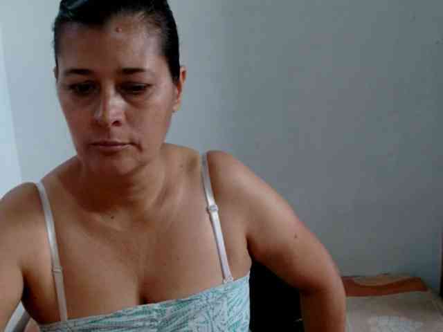 Adrianamilf webcam
