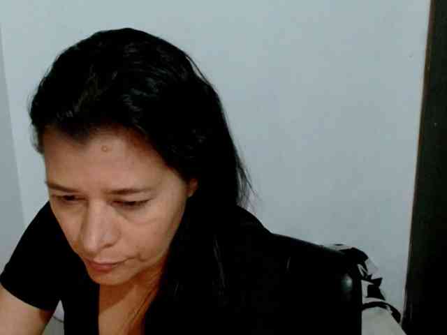 Adrianamilf webcam
