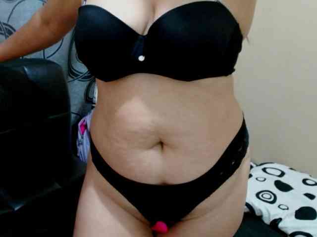 Adrianamilf webcam