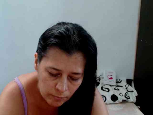 Adrianamilf webcam