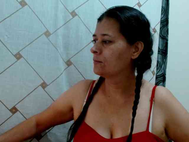 Adrianamilf webcam