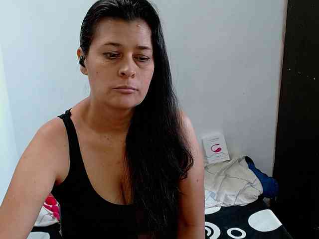 Adrianamilf webcam