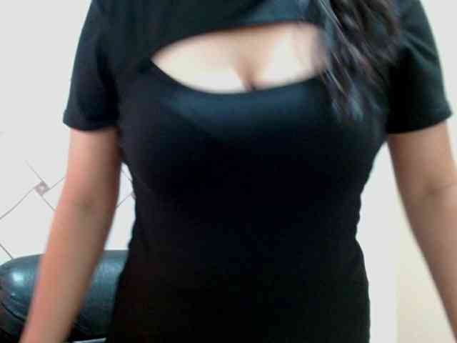 Adrianamilf webcam