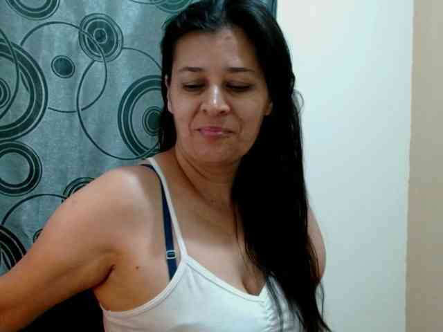 Adrianamilf webcam