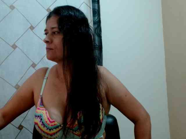 Adrianamilf webcam