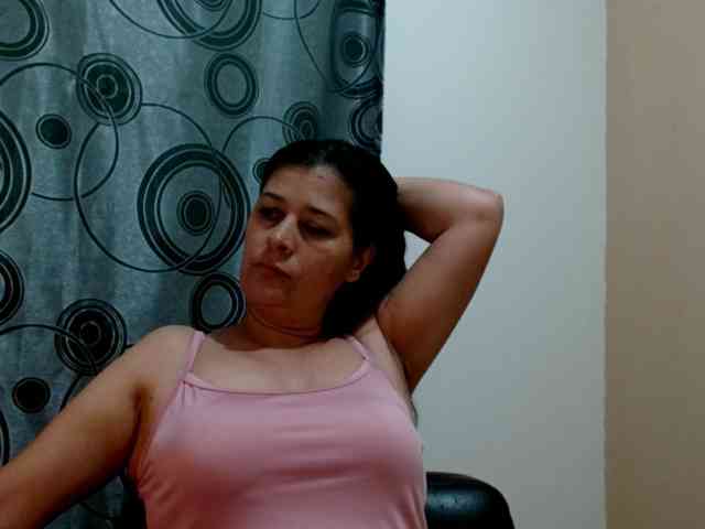 Adrianamilf webcam