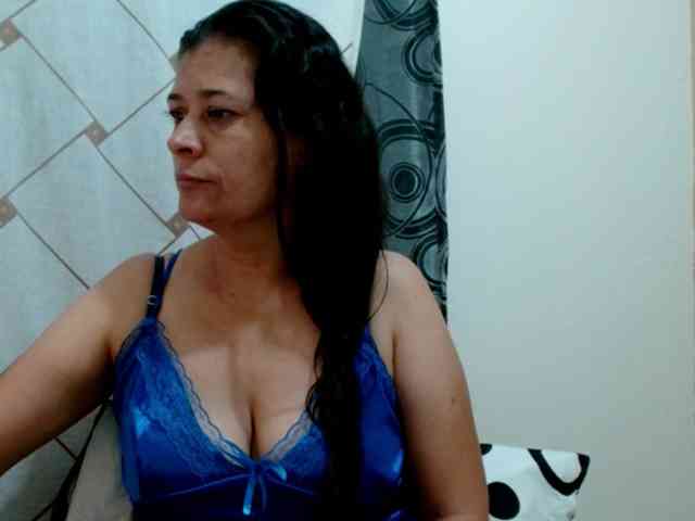 Adrianamilf webcam