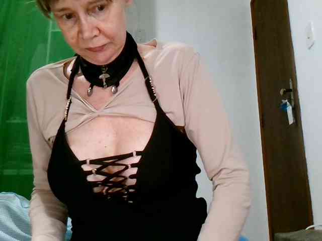 Modella: Carolsquirter