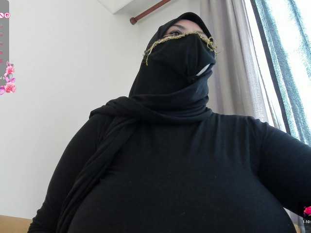 amina-hafssa live cam on BongaCams