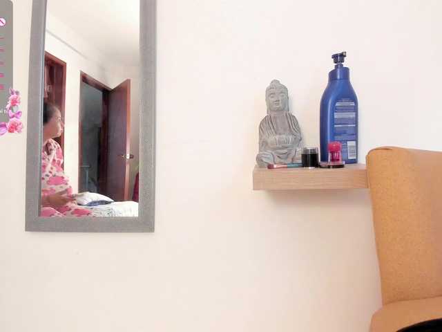 amina-hafssa live cam on BongaCams