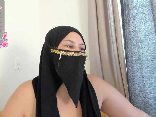 amina-hafssa live cam on BongaCams