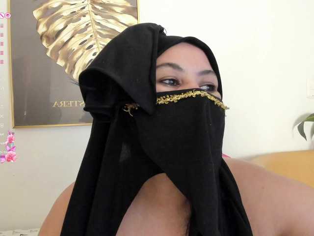amina-hafssa live cam on BongaCams