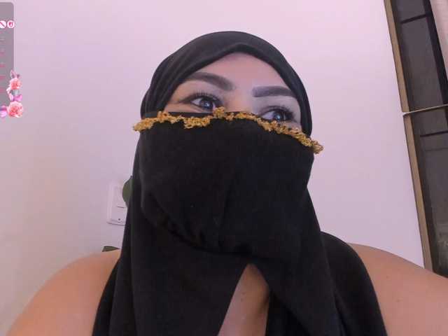 amina-hafssa live cam on BongaCams