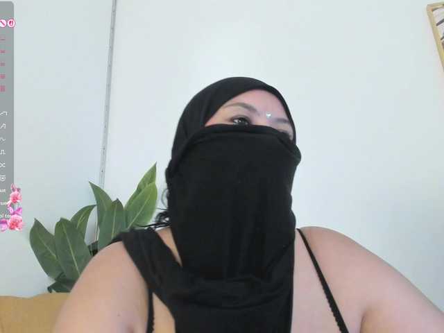 amina-hafssa live cam on BongaCams