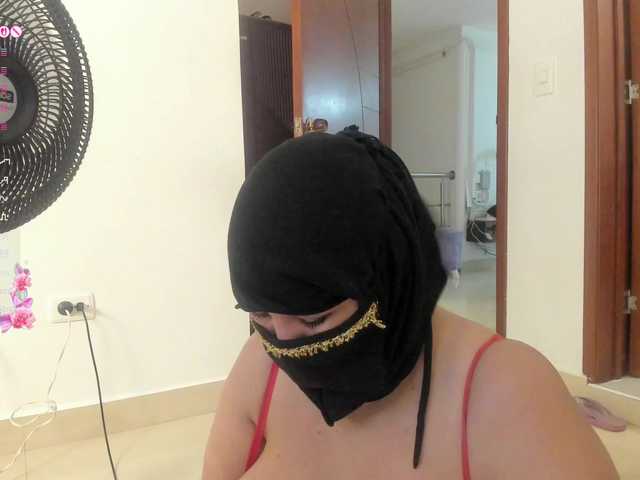 amina-hafssa live cam on BongaCams