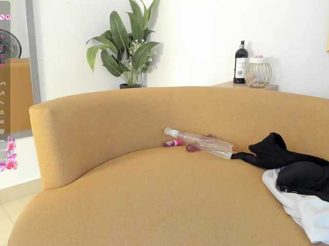 amina-hafssa live cam on BongaCams