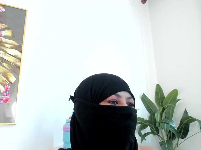 amina-hafssa live cam on BongaCams