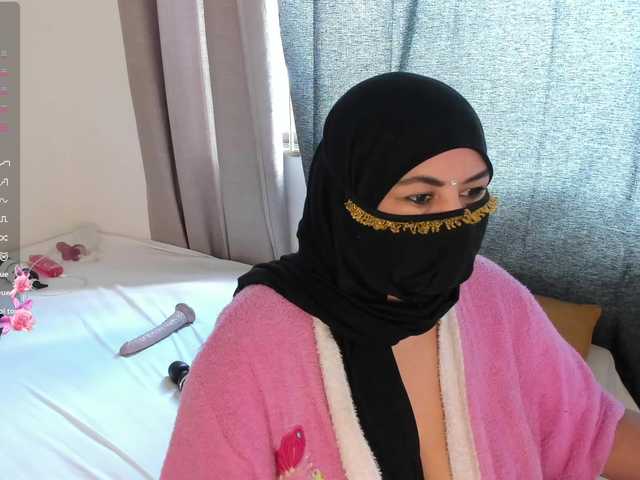 amina-hafssa live cam on BongaCams