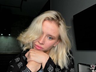 Sunlovv Porn Show