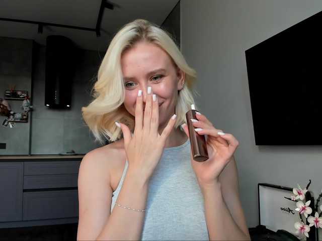Sunlovv live cam on BongaCams