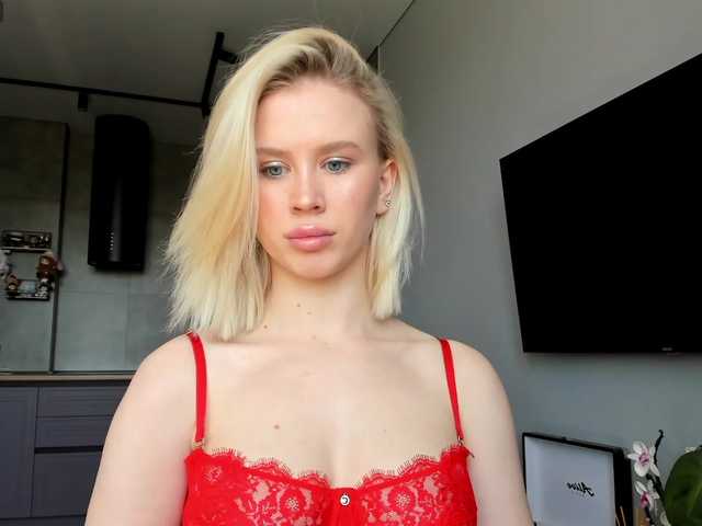 Sunlovv live cam on BongaCams
