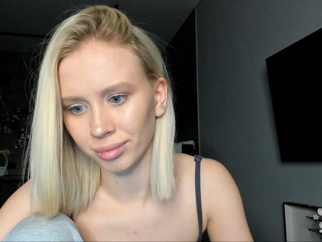 Sunlovv live cam on BongaCams