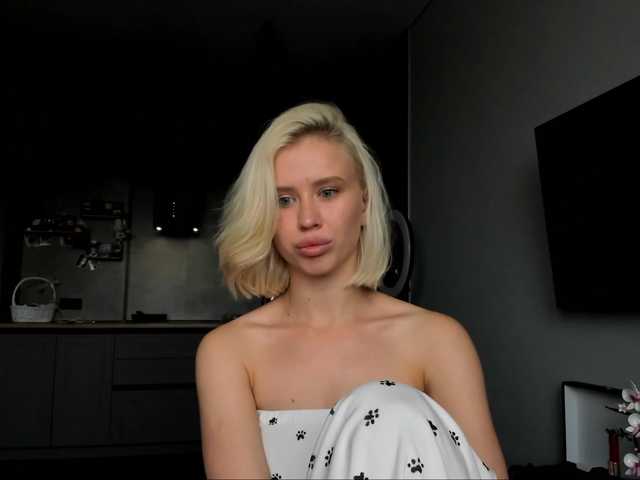 Sunlovv live webcam show