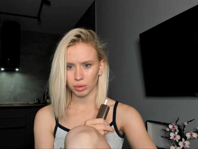 Sunlovv live cam preview