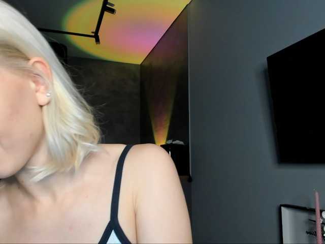 Sunlovv live cam on BongaCams