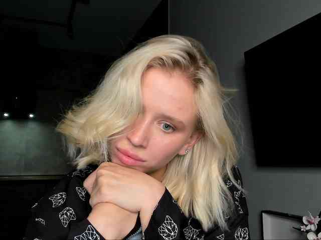 Sunlovv Sunlovv