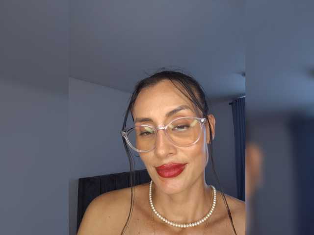 VenusianHumiliation, en directo ahora en BongaCams