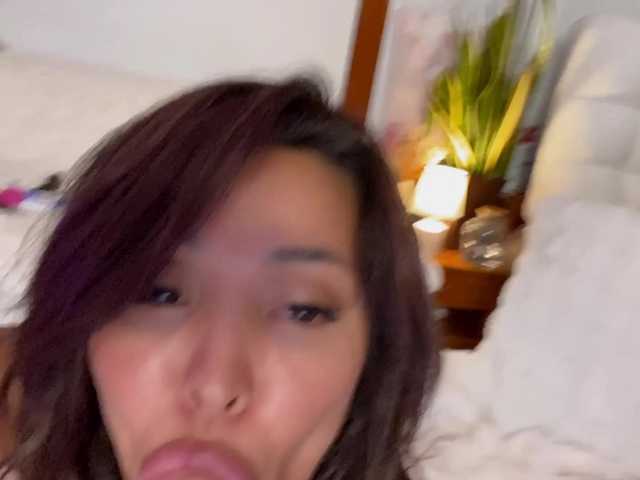 NoirElysia live webcam show