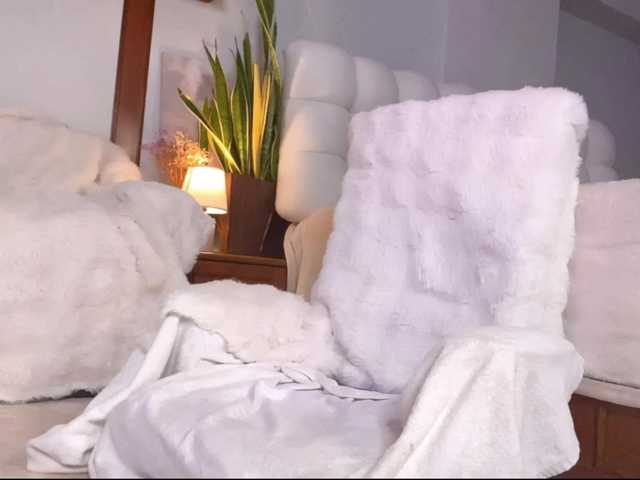 NoirElysia live webcam show
