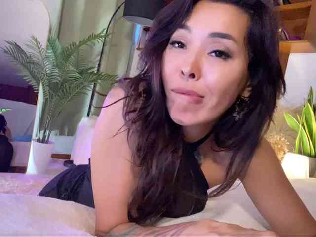 NoirElysia webcam