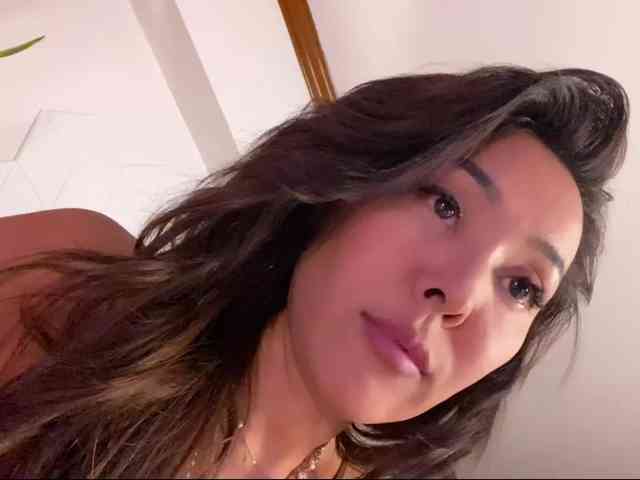 NoirElysia webcam