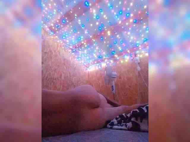 Valyshka_Vov4ik webcam