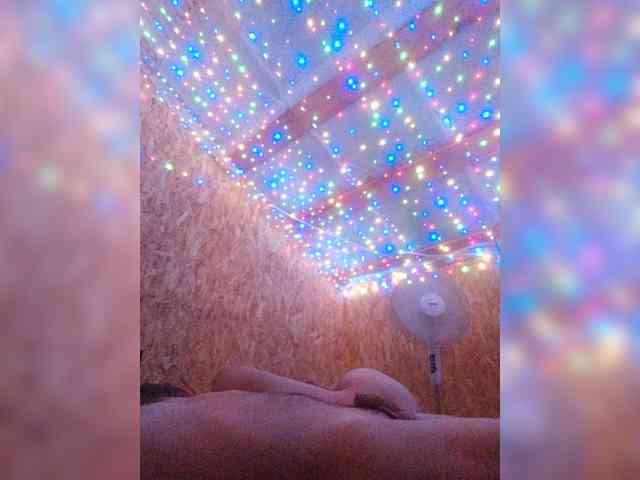 Valyshka_Vov4ik webcam