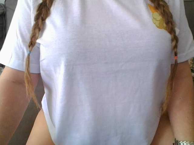 SpanishGirl21 live cam preview