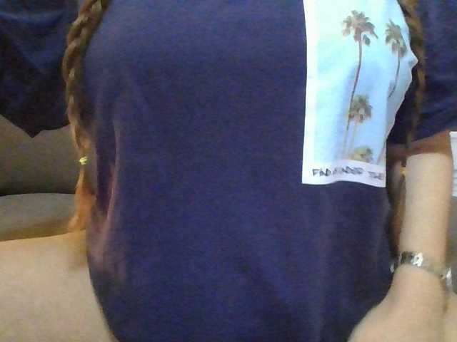 Kitty21 live cam on BongaCams