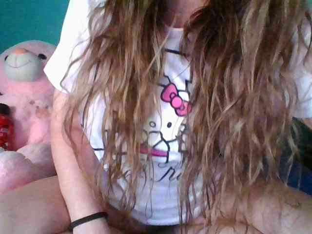 SpanishGirl21 webcam