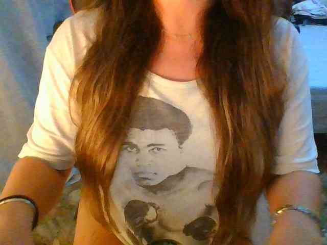 SpanishGirl21 webcam