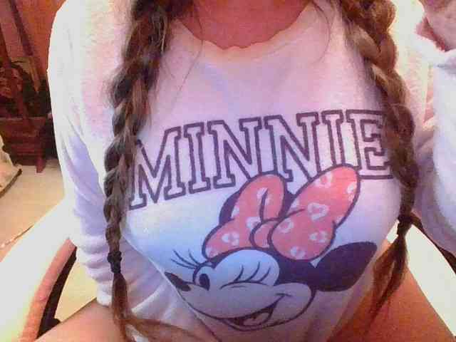 SpanishGirl21 webcam