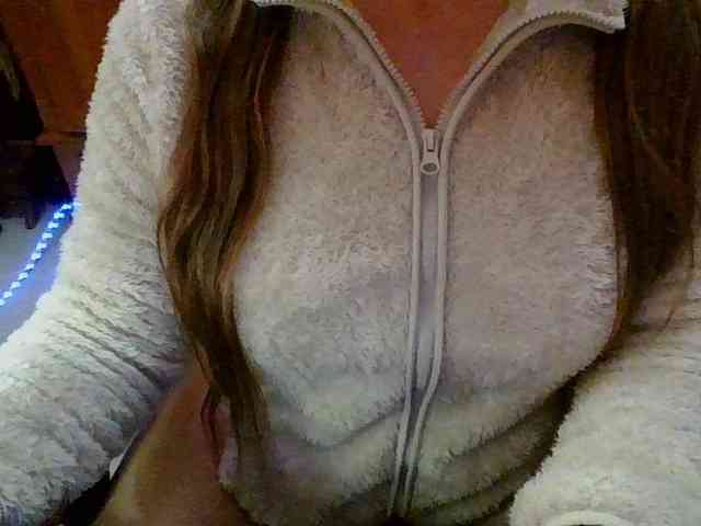 SpanishGirl21 webcam