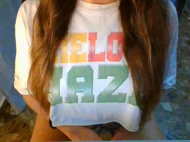 SpanishGirl21 webcam