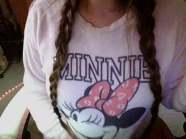 SpanishGirl21 webcam